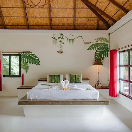 Karaboon Wellness Villa Phitsanulok Exterior photo